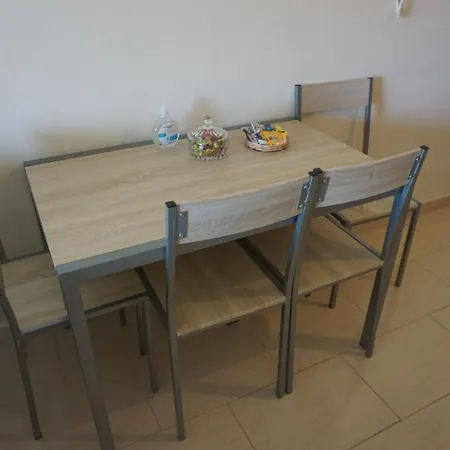דירה El Casero De Pervolia לרנקה